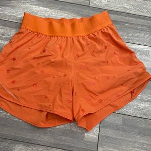 Poka dot lululemon shorts